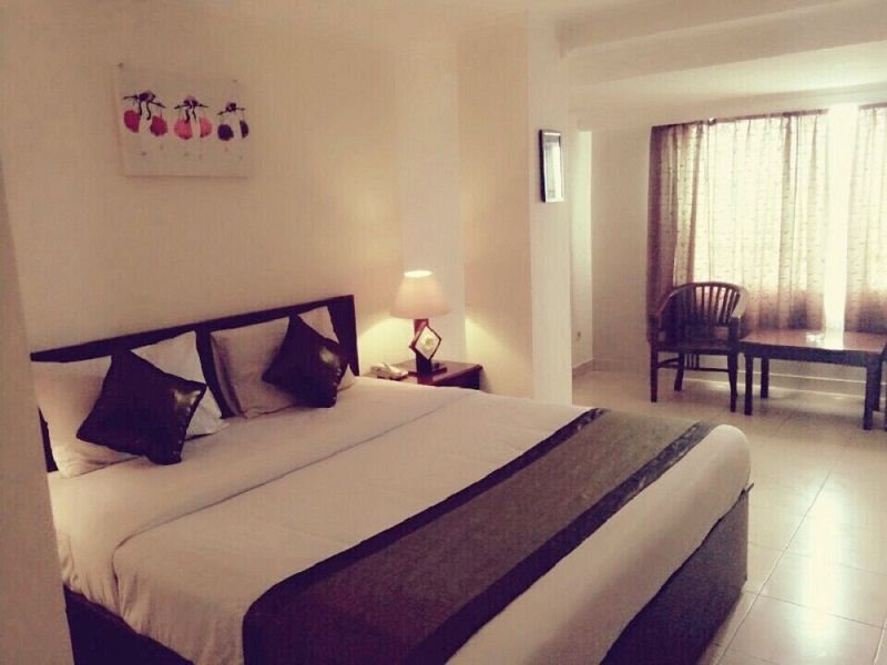 Reddoorz @ Raya Kuta Hotel Kuta  Ngoại thất bức ảnh