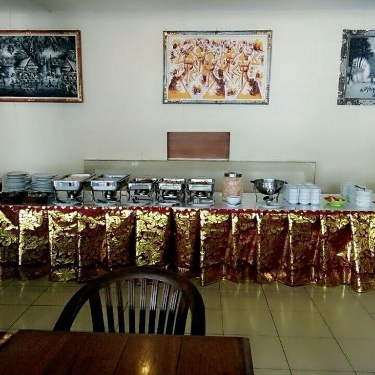 Reddoorz @ Raya Kuta Hotel Kuta  Ngoại thất bức ảnh