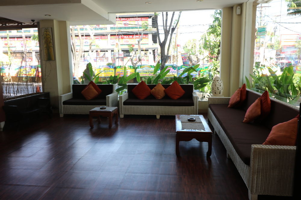 Reddoorz @ Raya Kuta Hotel Kuta  Ngoại thất bức ảnh