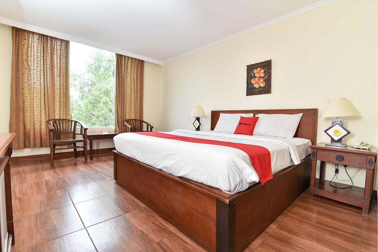 Reddoorz @ Raya Kuta Hotel Kuta  Ngoại thất bức ảnh