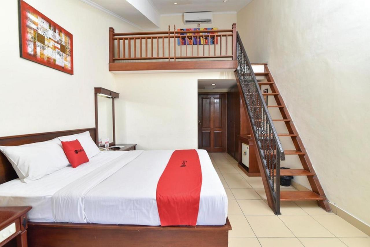 Reddoorz @ Raya Kuta Hotel Kuta  Ngoại thất bức ảnh