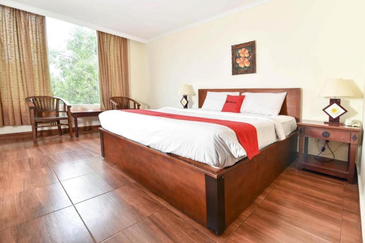 Reddoorz @ Raya Kuta Hotel Kuta  Ngoại thất bức ảnh